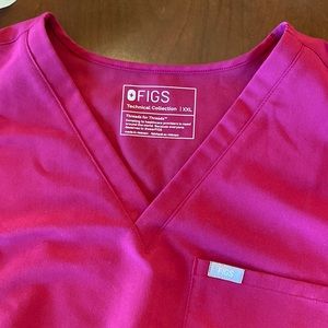 Figs Catarina one pocket top size XXL color dark magenta